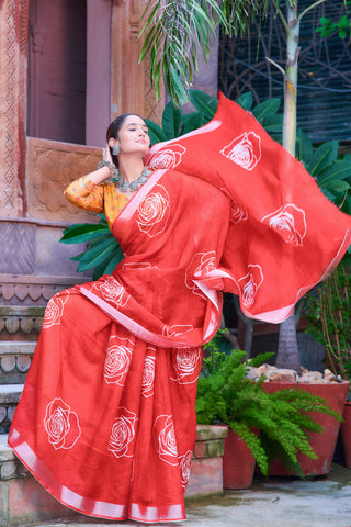 Presenting Red Color Color Pure Cotton Lilen With Digital Printed Designer Saree